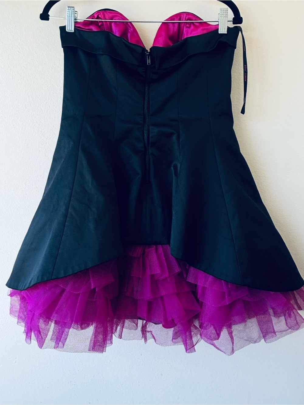 Betsey Johnson Black Strapless Party Dress with Pink Trim - Picture 2 of 6